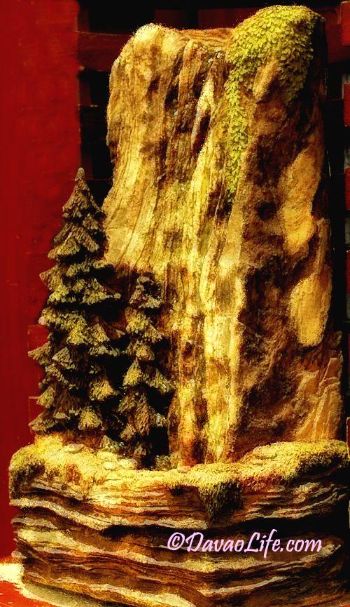 Bigbys Cafe fountain decor in SM Davao City